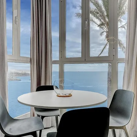 Апартаменты Atlantic Window - Adeje Playa Paraiso Oceanfront *